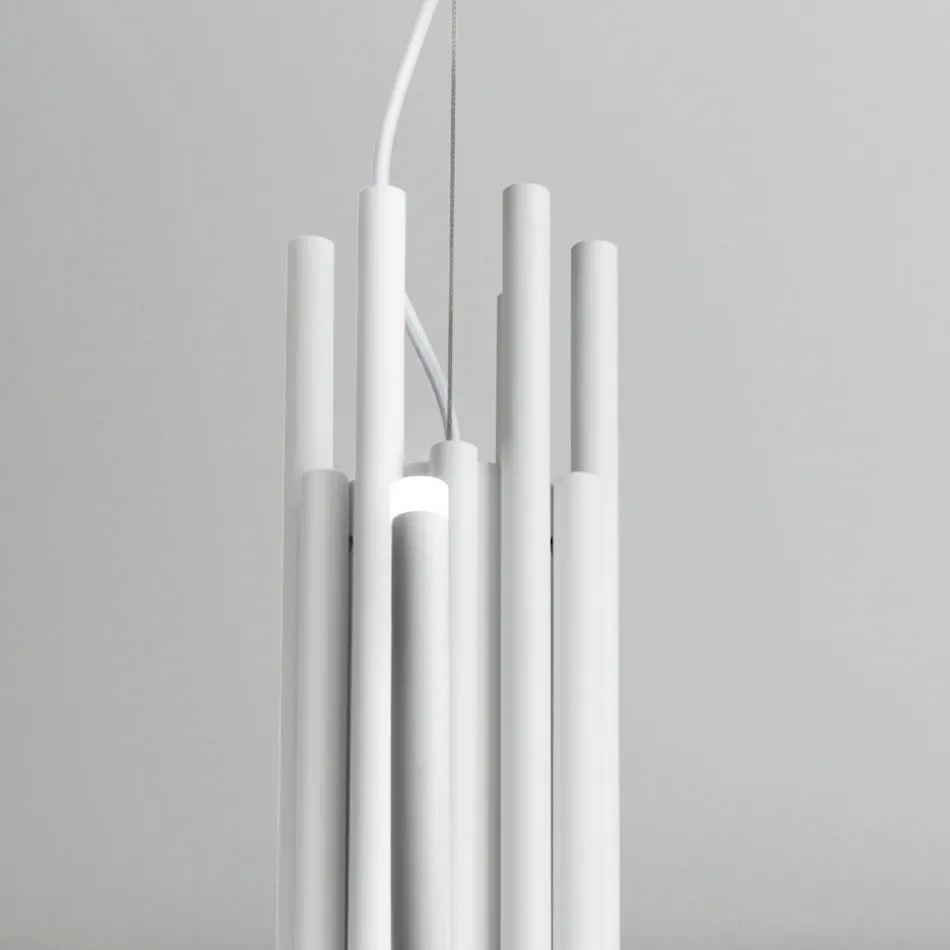 13 lys LED-lysekrone i hvid, sort eller guldmalet metal - Skorpionen Viadurini