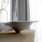 Moderne design håndvask i form af et Faruglium blad Viadurini