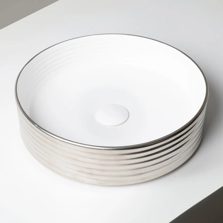 Bordvask i bølget porcelæn stentøj fremstillet i Italien - Vibrazione Viadurini
