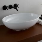 Oval bordplade håndvask i blank keramik Fremstillet i Italien - Færge Viadurini