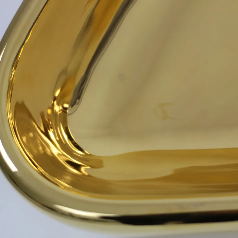 Moderne bordplade håndvask i guldkeramik lavet i Italien Sofia Viadurini