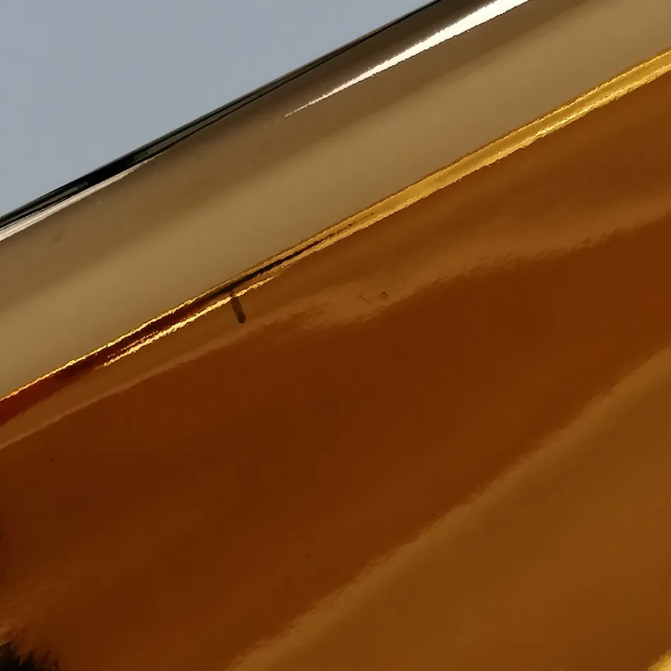 Moderne bordplade håndvask i guldkeramik lavet i Italien Sofia Viadurini