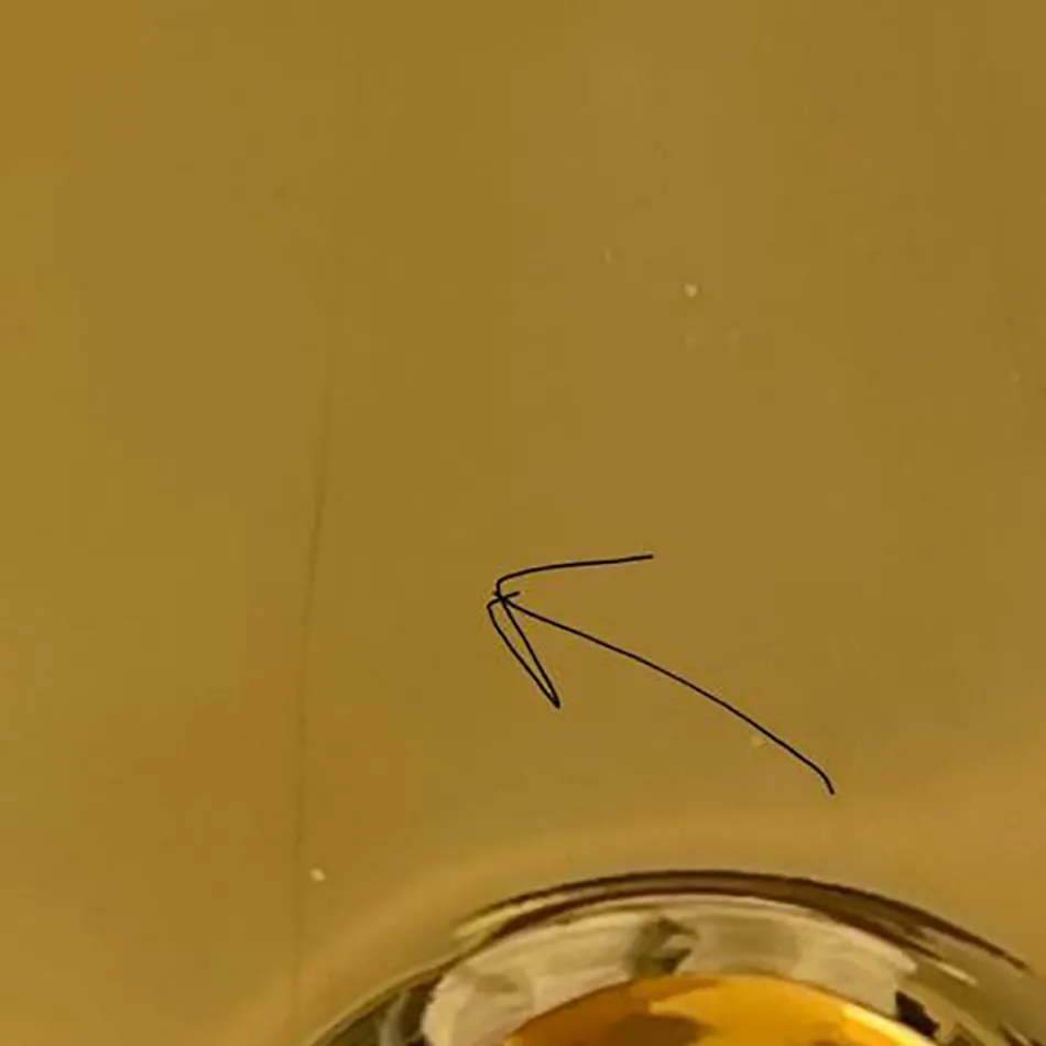 Moderne bordplade håndvask i guldkeramik lavet i Italien Sofia Viadurini