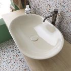 Oval bordplade håndvask i blank keramisk keramik Fremstillet i Italien - Nelly Viadurini