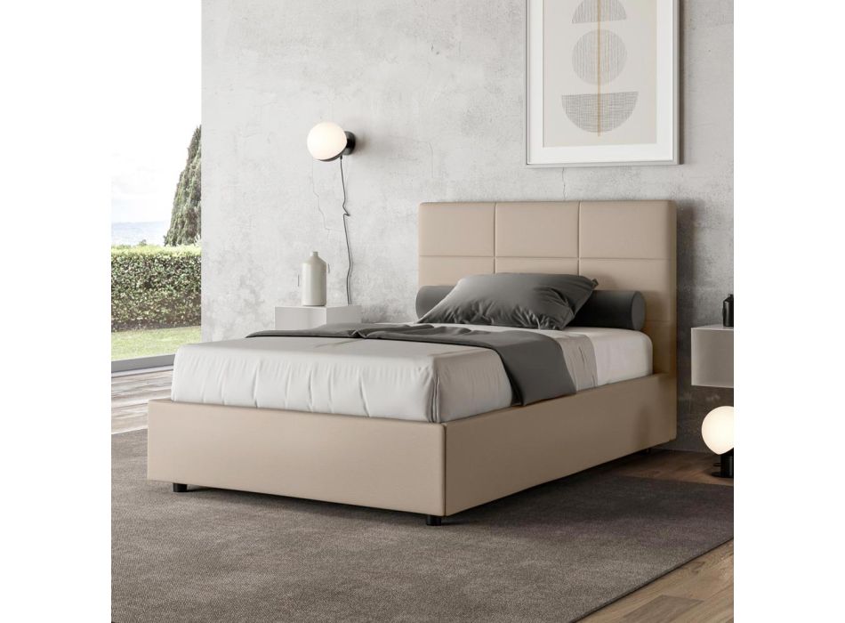 Seng 140x200 cm med rektangulær sengegavl i kunstlæder lavet i Italien - Brina Viadurini