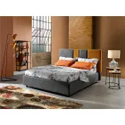 Moderne polstret dobbeltseng med folder eller quiltet design - Thomas Viadurini