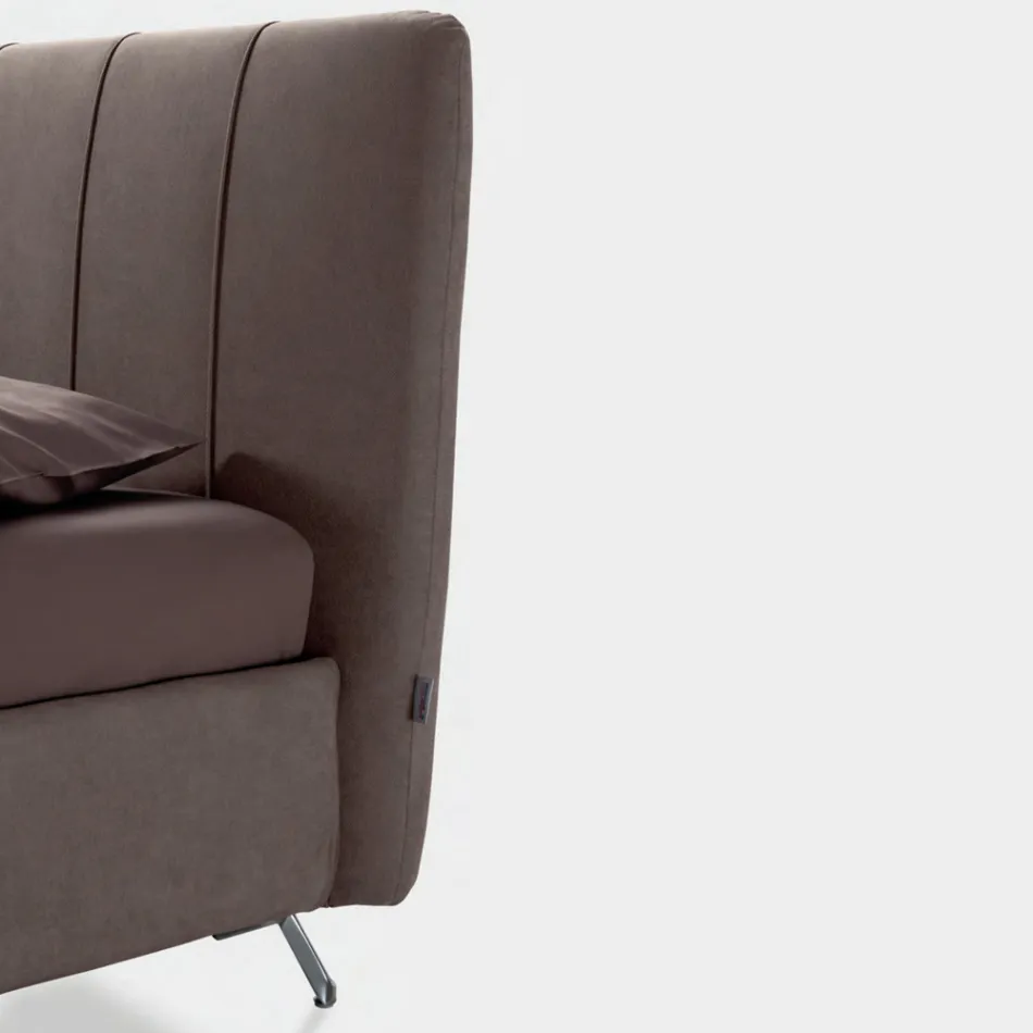 Dobbeltseng 160x190 med polstring med lodrette ledningsprofiler - Nices Viadurini