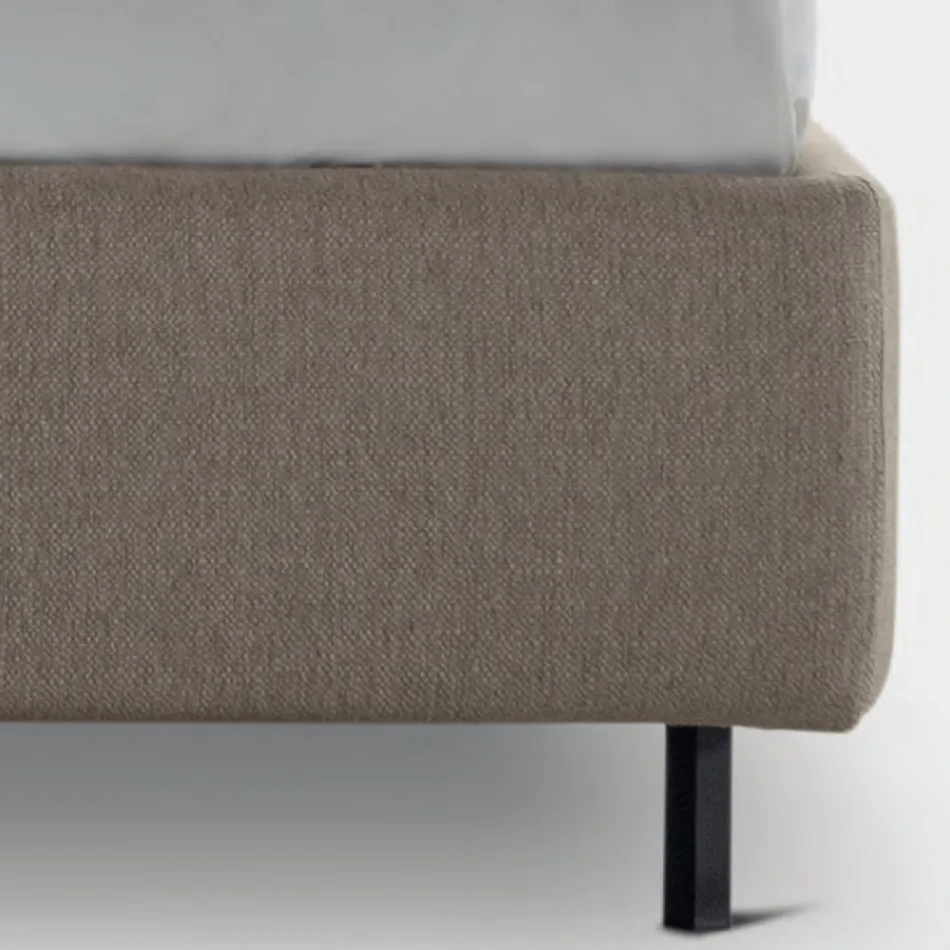 Dobbeltseng 160x190 med buede linjer og knapper Made in Italy - Oriente Viadurini