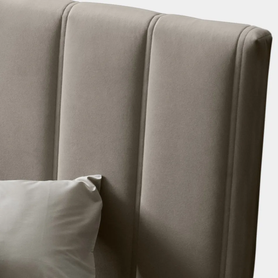 Dobbeltseng 160x190 med quiltning med brede lodrette bånd - Magan Viadurini