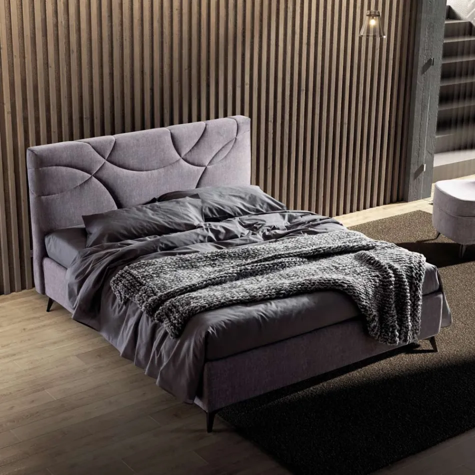 Dobbeltseng 160x190 med Quiltning af krydskurver - Solsikke Viadurini