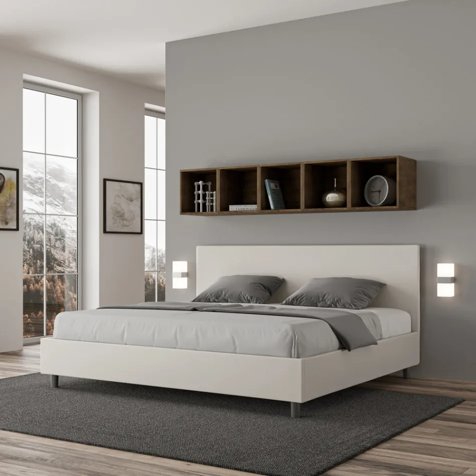 Dobbeltseng 200x200 cm med hovedgærde i kunstlæder, fremstillet i Italien - Pallone Viadurini