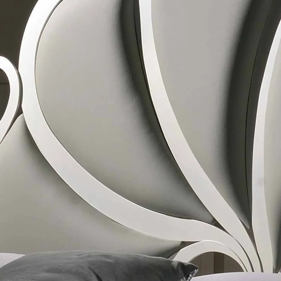 Dobbeltseng polstret med jern krystaller Kimberly Viadurini