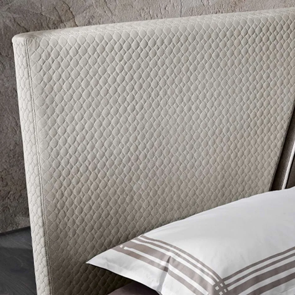 Moderne polstret dobbeltseng med quiltet eller glat design - Aftamo Viadurini