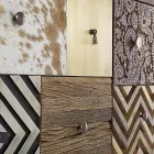 Stue reol i mangotræ og Homemotion genbrugsdøre - Auriel Viadurini