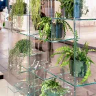 Stue bogreol i ekstra klart glas med eller uden skuffer Made in Italy - Linzy Viadurini