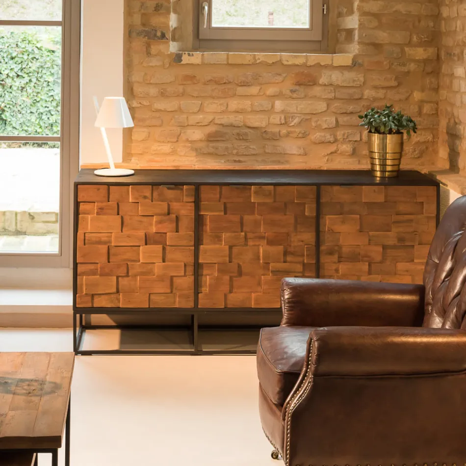 Skænk med 3 døre i patchwork genbrugstræ og metalstruktur - rutsjebane Viadurini