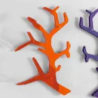 Plexiglas væghylde med kappekroge fremstillet i Italien - neon Viadurini