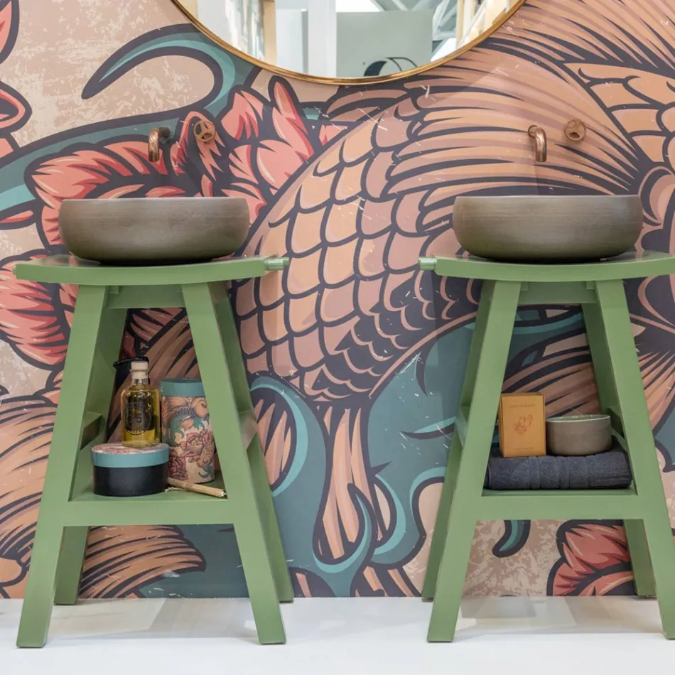 Fritstående badeværelsesskab med teak finish og stor grøn hylde - Raomi Viadurini