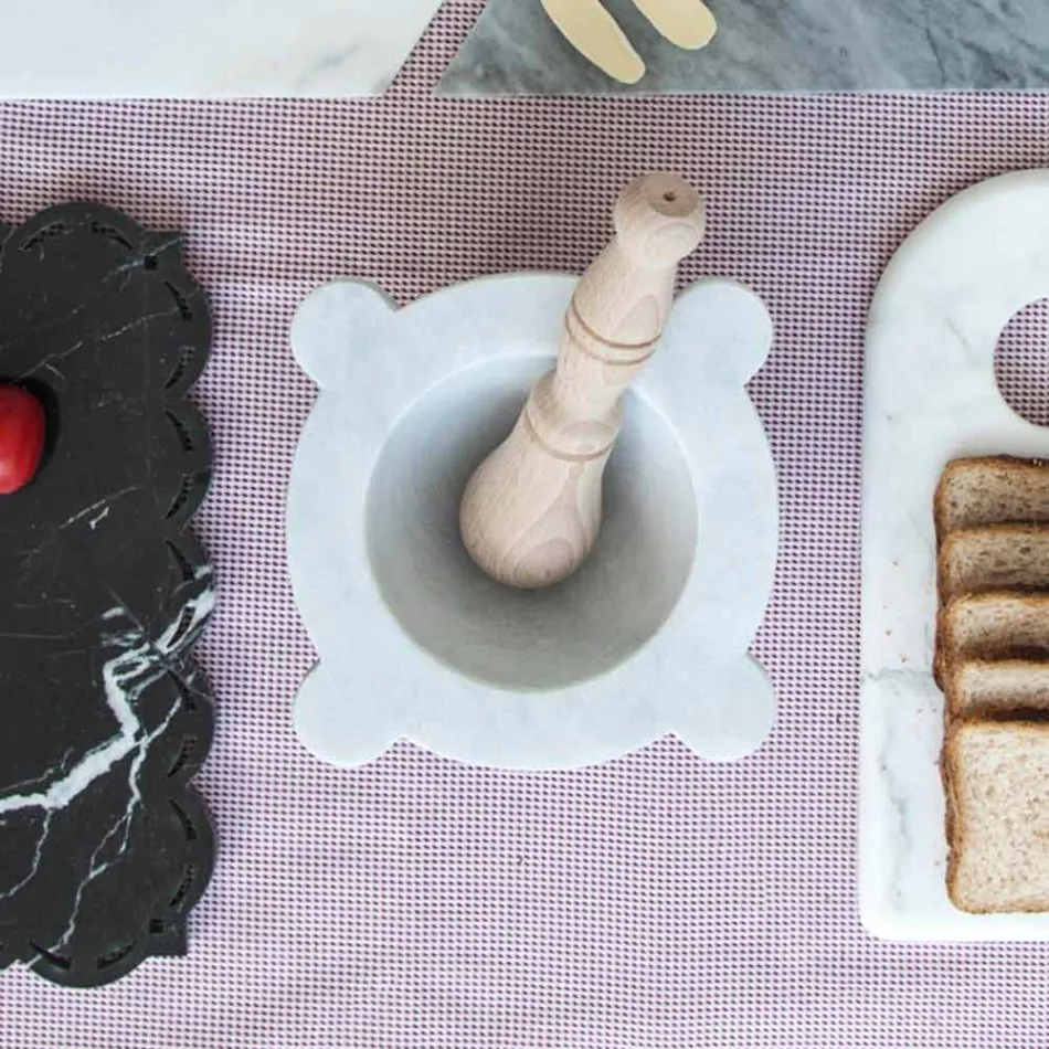 Mørtel i hvid Carrara-marmor med træstød lavet i Italien - Winda Viadurini