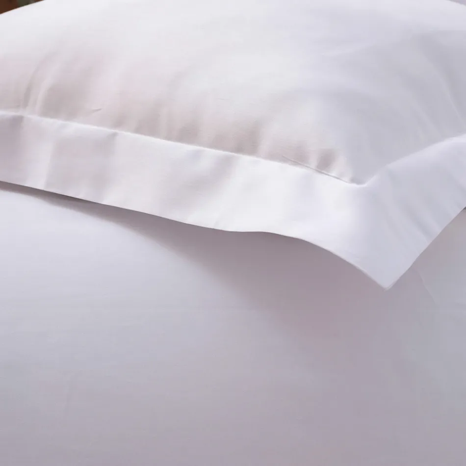 Dobbelt dynebetræk Sæt i 100% Bomuld Satin Lavet i Italien - Fluffy Viadurini