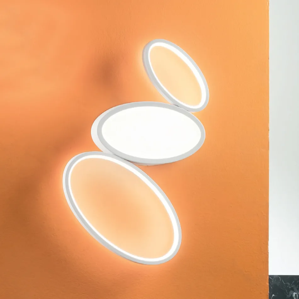 Moderne dæmpbar LED-loftslampe i hvid eller guldmetal - Raissa Viadurini