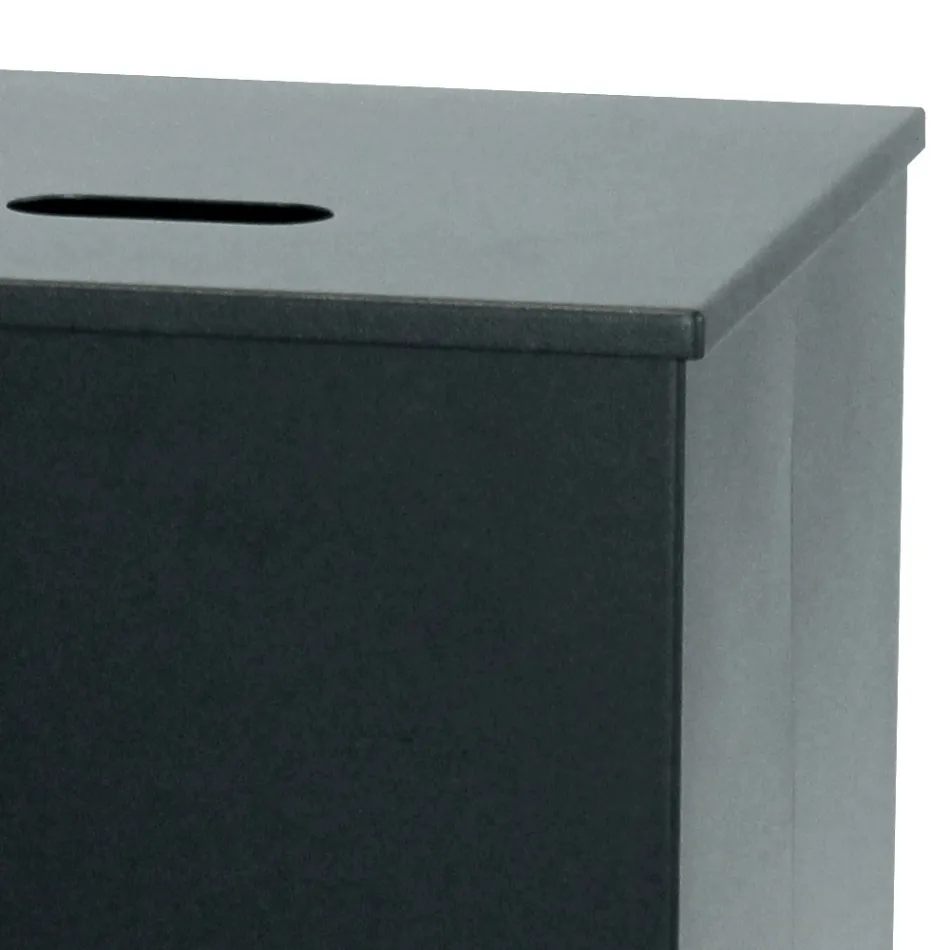 Firkantet pilleholder i sortmalet stål og hjul lavet i Italien - papegøje Viadurini