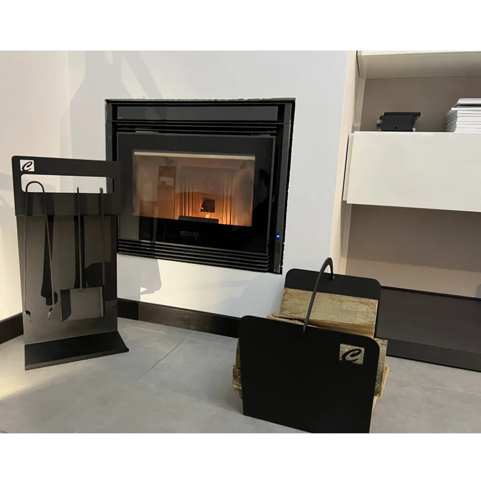 Moderne indendørs tømmerholder i sort stål fremstillet i Italien - Libeccio Viadurini