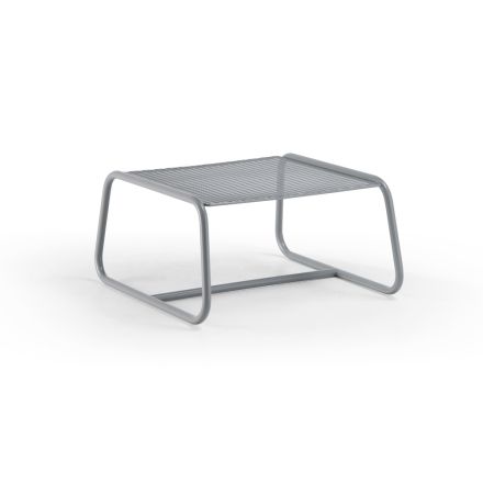 Puf sofabord til haven Design i farvet metal lavet i Italien - Karol Viadurini