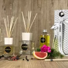 Room Fragrance Oud Wood 500 ml med Sticks - Ventodisardegna Viadurini