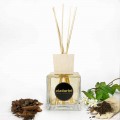 Home Fragrance Oud Wood 500 ml med pinde - Ventodisardegna