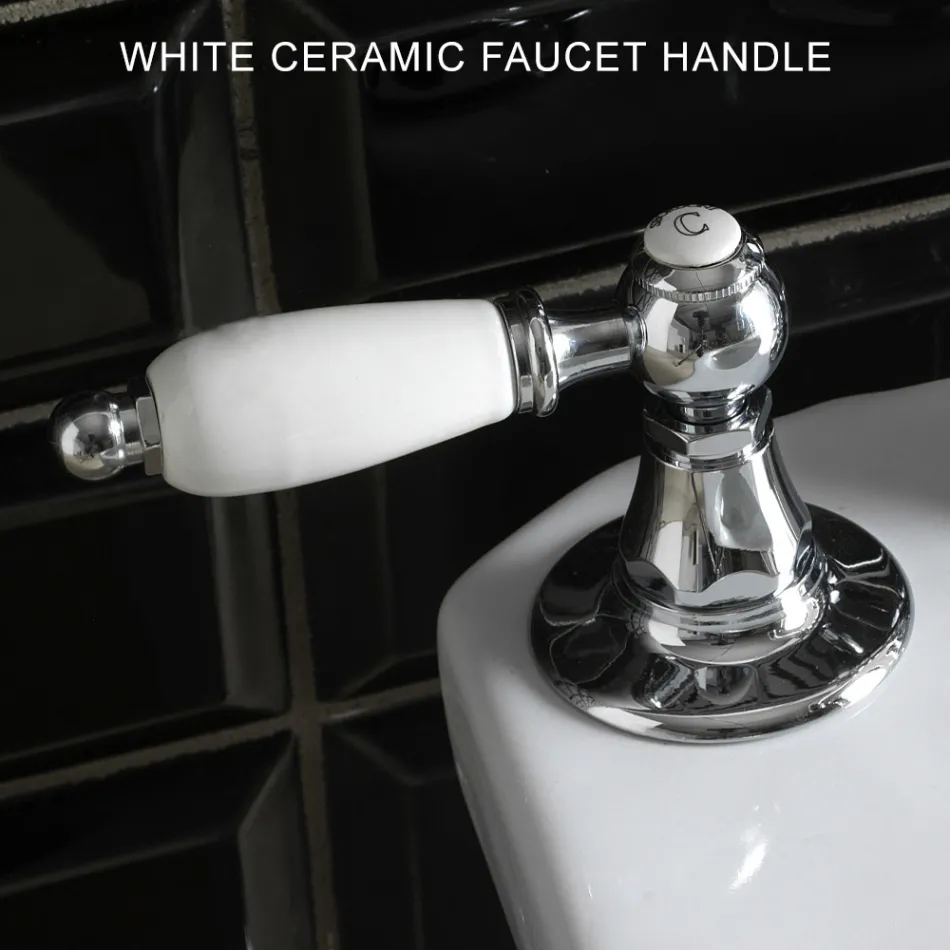 Klassisk 3-hullers bidethane med messinggreb lavet i Italien - Noriana Viadurini