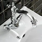 Klassisk enkelthuls bidethane med håndlavede messinggreb - Noriana Viadurini