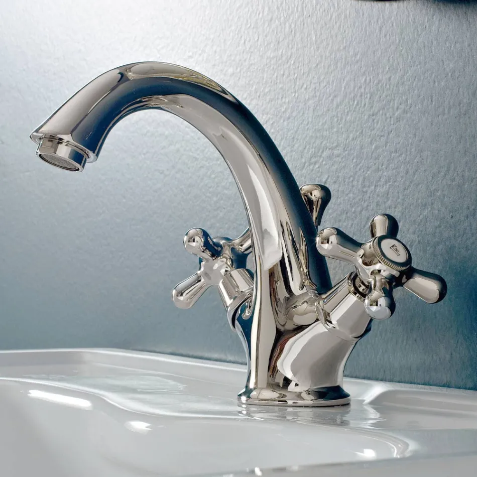 Enkelthuls håndvaskhane i messing med afløb i klassisk stil - Ercolina Viadurini