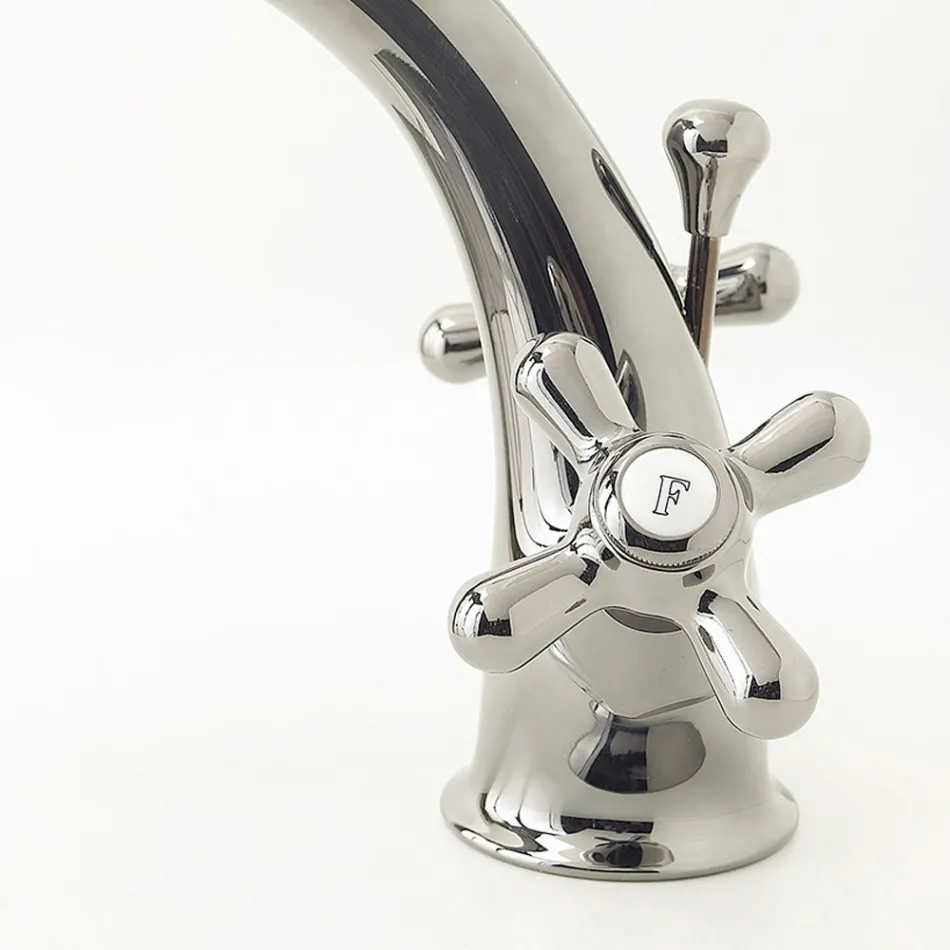 Enkelthuls håndvaskhane i messing med afløb i klassisk stil - Ercolina Viadurini