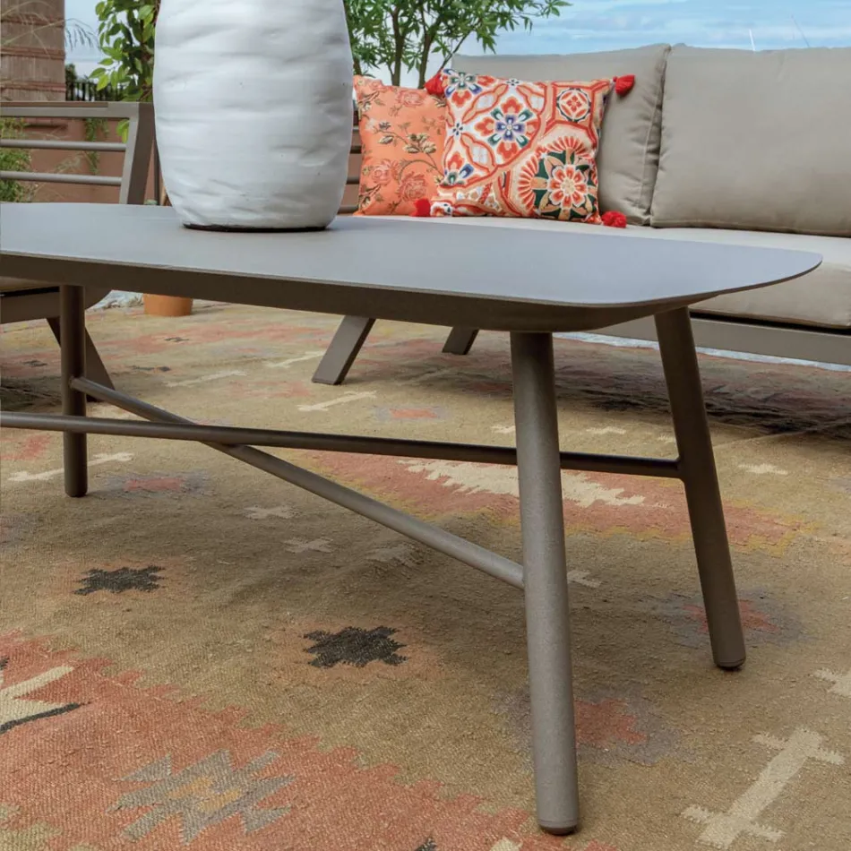 Udendørs stue bestående af 1 3-personers sofa, 2 lænestole og 1 sofabord - Righello Viadurini