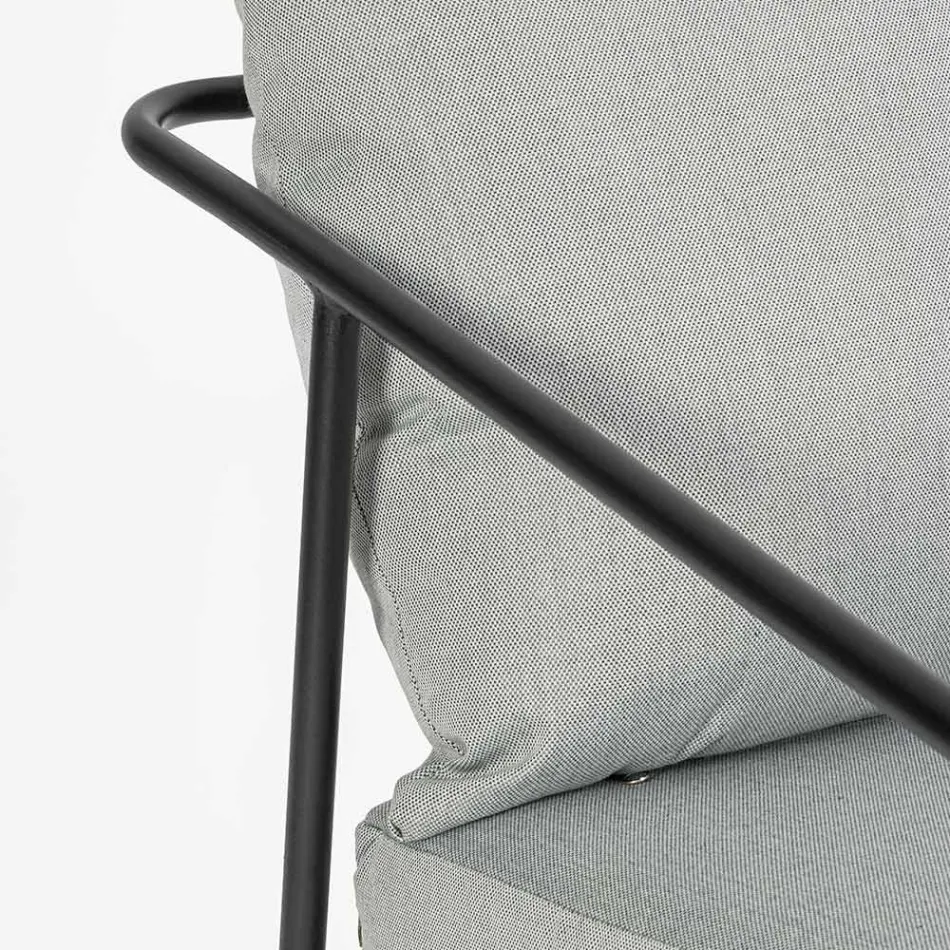 Udendørs stue med 1 sofa, 2 lænestole og 2 stålborde - foretrækkes Viadurini