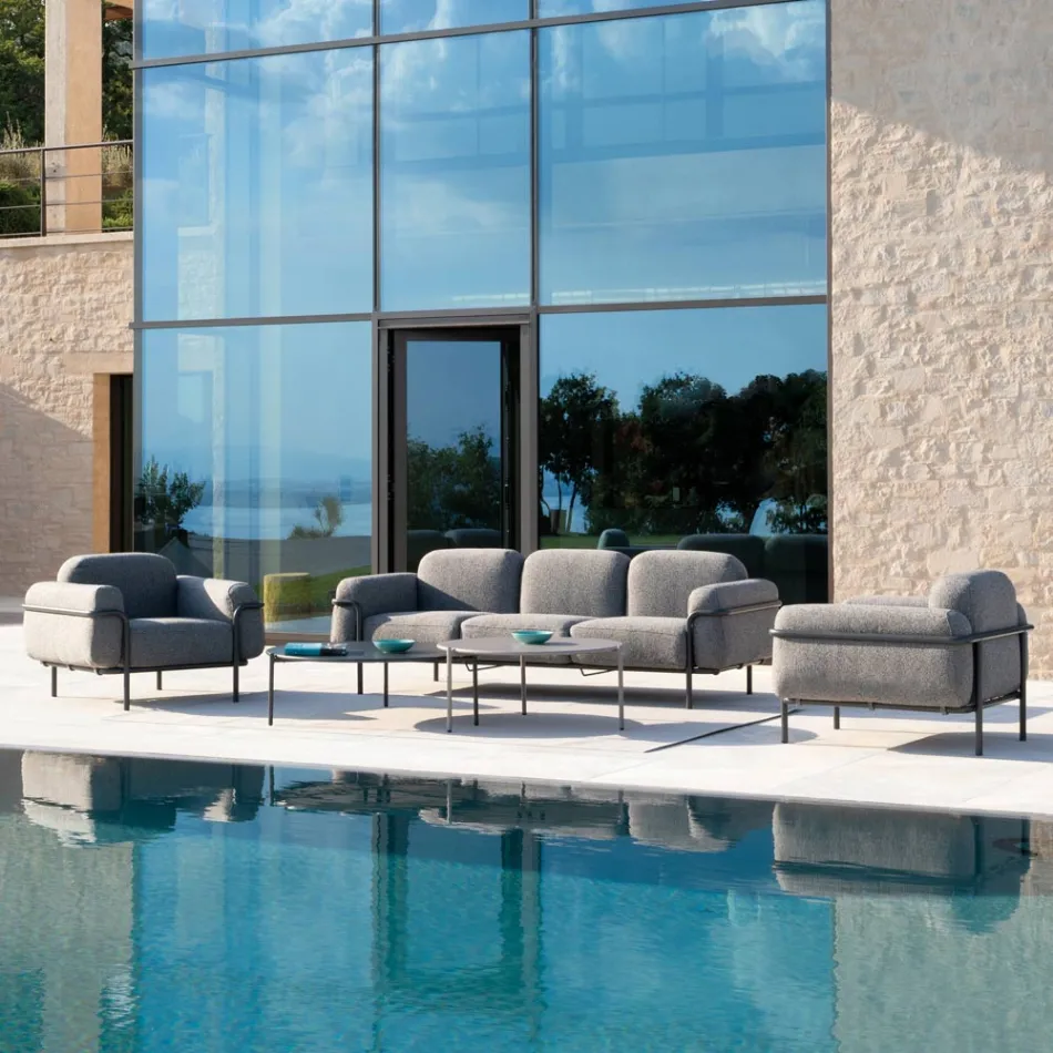 Udendørs stue med sofa og 2 lænestole i stof Made in Italy - Suki Viadurini