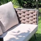 Udendørs stue med sofa, lænestol og rektangulært sofabord - Mælkebøtte Viadurini