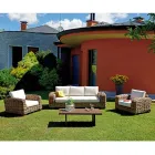 Rattan Garden Lounge med træ sofabord og hynder - Hugues Viadurini