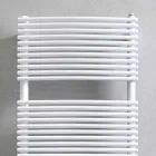 Lodret design Hydraulisk badeværelseshåndklædevarmer i stål 1013 W - Griffin Viadurini