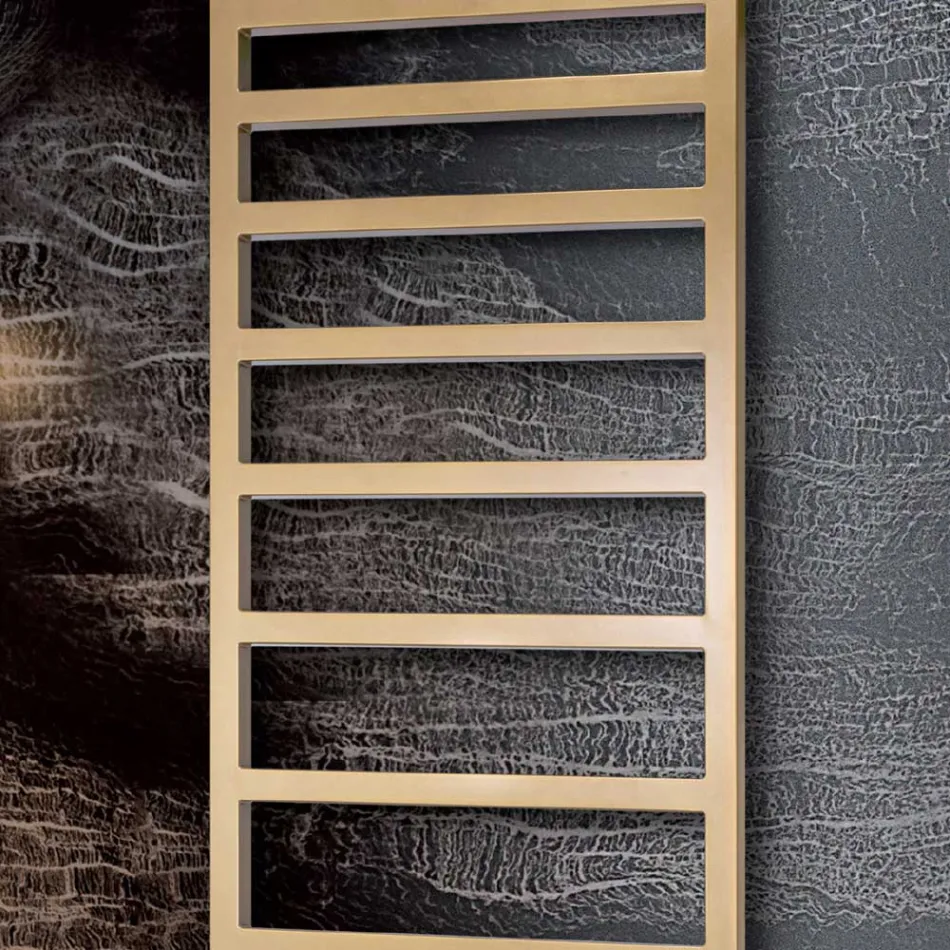 Hydraulisk håndklædevarmer med enkle linjer i stål Made in Italy - Pistacie Viadurini