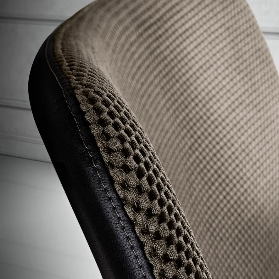 Stol med fodstøtte i Vulcano stof og metalben lavet i Italien - Amane Viadurini