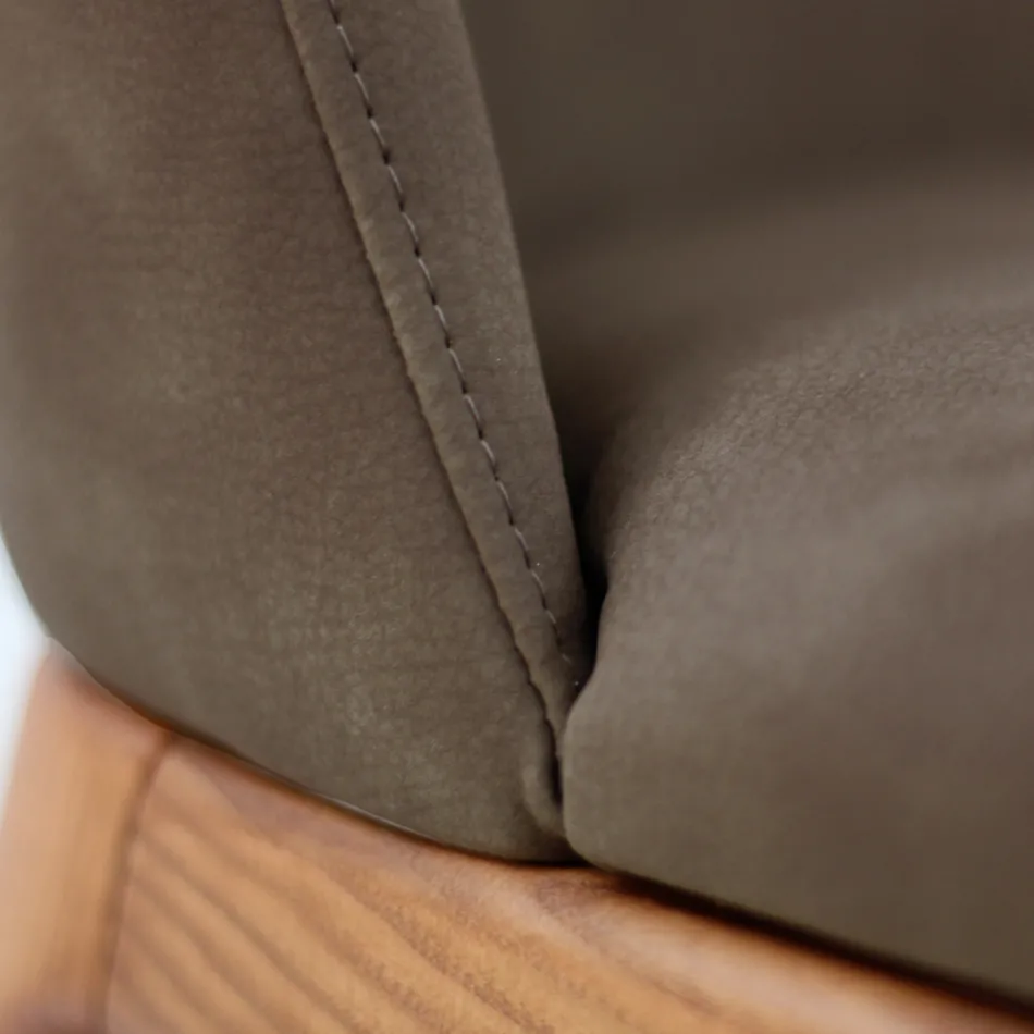 Stuestol i bejdset asketræ Made in Italy - Lyanne Viadurini