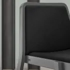 Stabelbar træstol med fløjlssæde lavet i Italien, 2 stk - Leipzig Viadurini