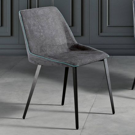 Moderne stol i stof og trekantede ben lavet i Italien, Oriella Viadurini