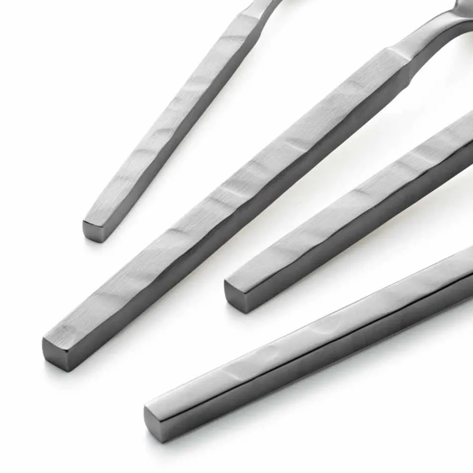 Komplet stålbestikssæt 24 stykker Design Made in Italy - Tricky Viadurini