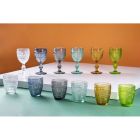 Sæt med 12 vandglas 300 ml i farvet glas og reliefarbejde - Havfrue Viadurini