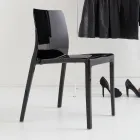 Sæt med 4 udendørs og indendørs stole i polypropylen i forskellige farver - bygget Viadurini