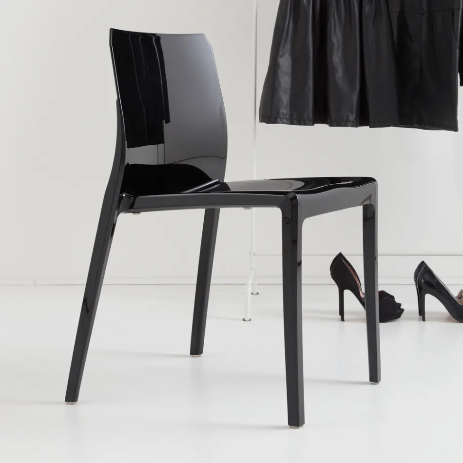 Sæt med 4 udendørs og indendørs stole i polypropylen i forskellige farver - bygget Viadurini