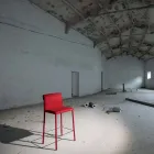 Taburet helt polstret i rødt teknofiber lavet i Italien - skærm Viadurini